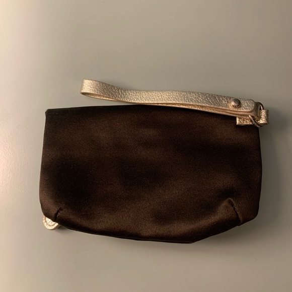 AE Wristlet - Picture 2 of 4
